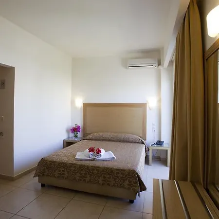Itanos Hotel